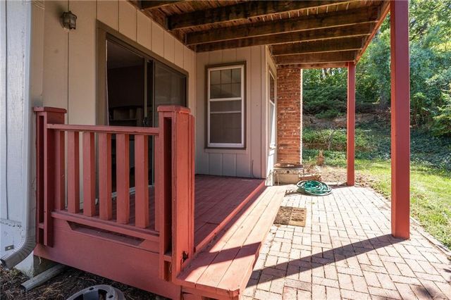 1507 Medinah Circle, Lawrence, KS 66047