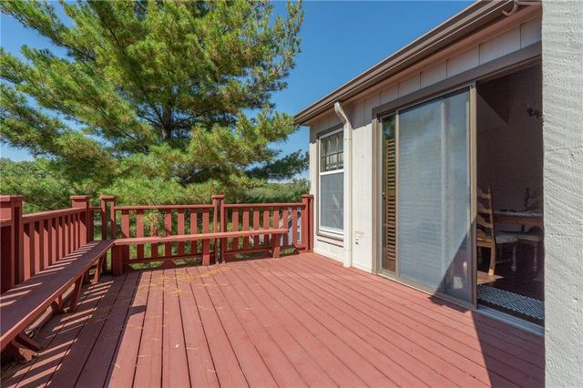 1507 Medinah Circle, Lawrence, KS 66047