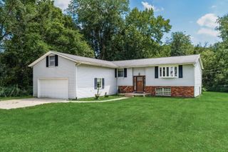 6609 Refugee Road SW, Etna, OH 43062