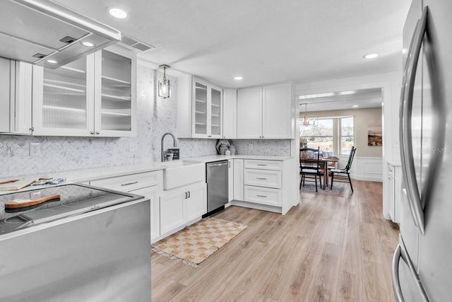 11416 PINE FOREST DRIVE, New Port Richey, FL 34654