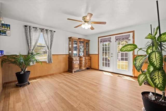 1805 Oak Grove Dr, Dighton, MA 02764