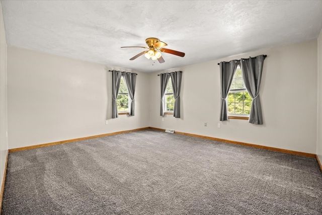 1805 Oak Grove Dr, Dighton, MA 02764