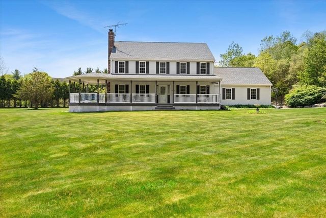 1805 Oak Grove Dr, Dighton, MA 02764