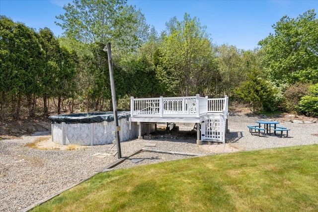 1805 Oak Grove Dr, Dighton, MA 02764
