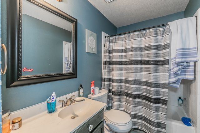 5515 Royal Meadow Lane, Arlington, TX 76017