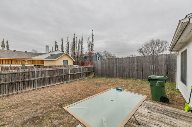 5515 Royal Meadow Lane, Arlington, TX 76017