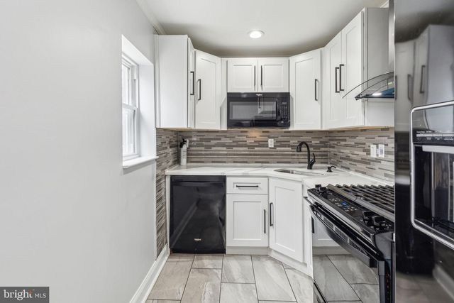 1450 N MARSTON ST, Philadelphia, PA 19121