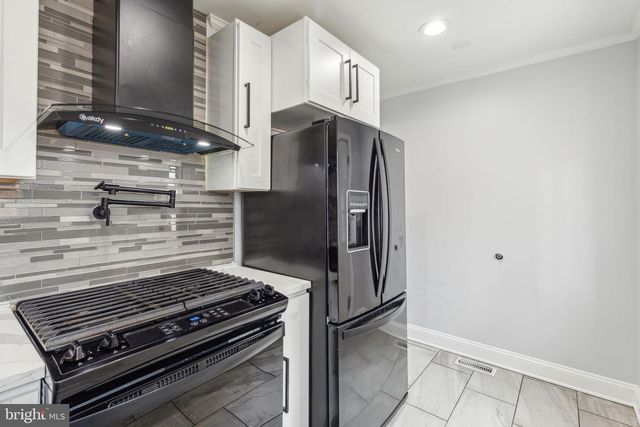 1450 N MARSTON ST, Philadelphia, PA 19121