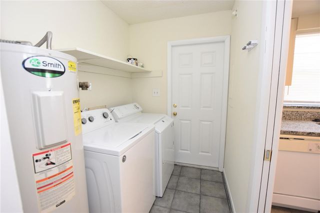 1804 CRYSTAL GROVE DRIVE, Lakeland, FL 33801