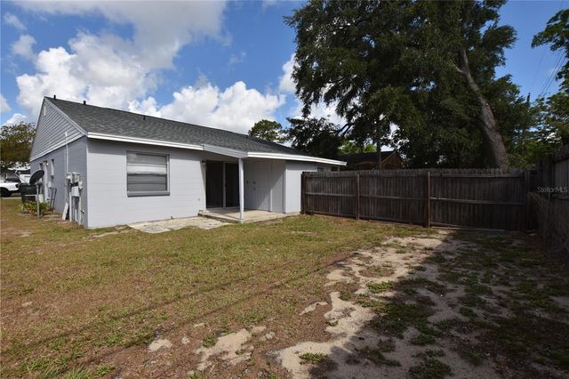 1804 CRYSTAL GROVE DRIVE, Lakeland, FL 33801