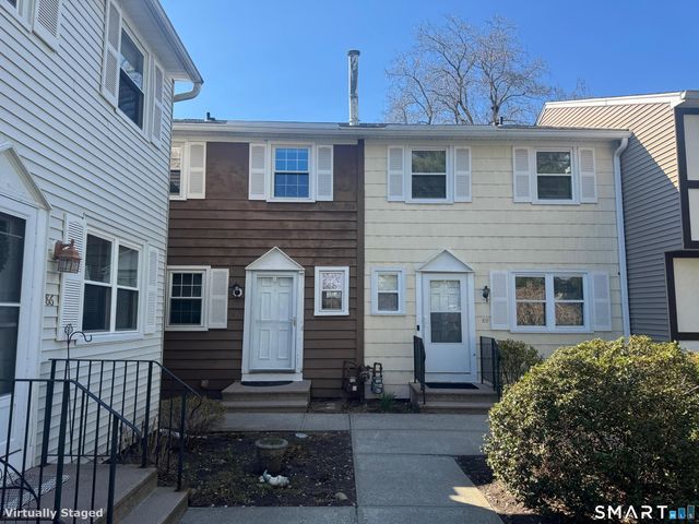 88 East Gate Lane 88, Hamden, CT 06514