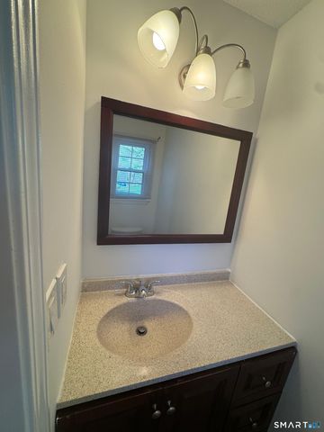 88 East Gate Lane 88, Hamden, CT 06514