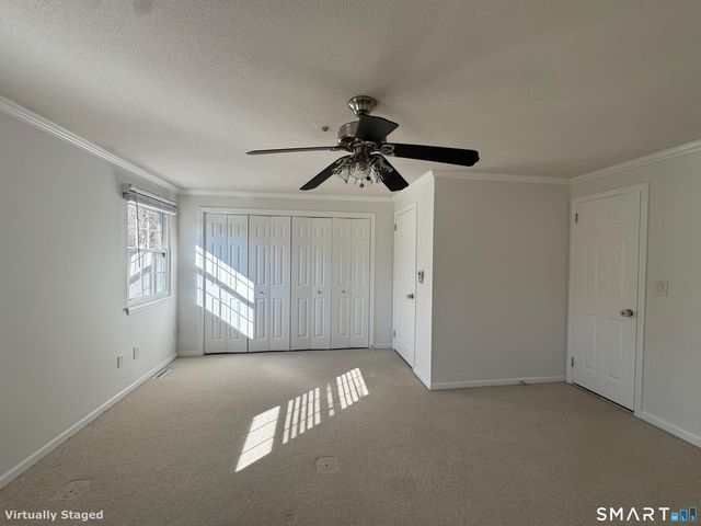 88 East Gate Lane 88, Hamden, CT 06514