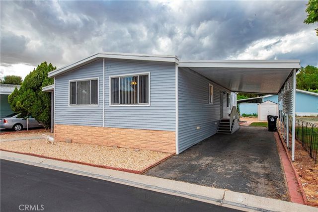 21213 Jimpson Way, Canyon Country, CA 91351