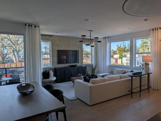 292 Dreamland Way 61-06 - Plan 2, Campbell, CA 95008
