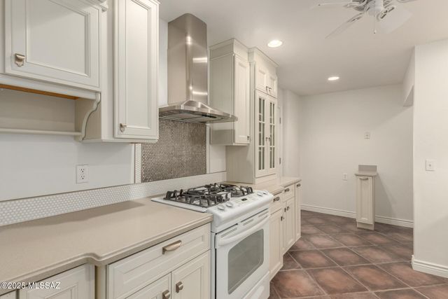 525 S Harvard Avenue, Tucson, AZ 85710