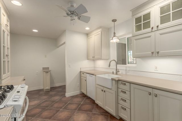 525 S Harvard Avenue, Tucson, AZ 85710