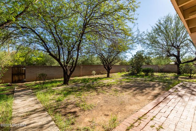 525 S Harvard Avenue, Tucson, AZ 85710
