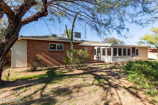 525 S Harvard Avenue, Tucson, AZ 85710