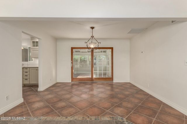 525 S Harvard Avenue, Tucson, AZ 85710