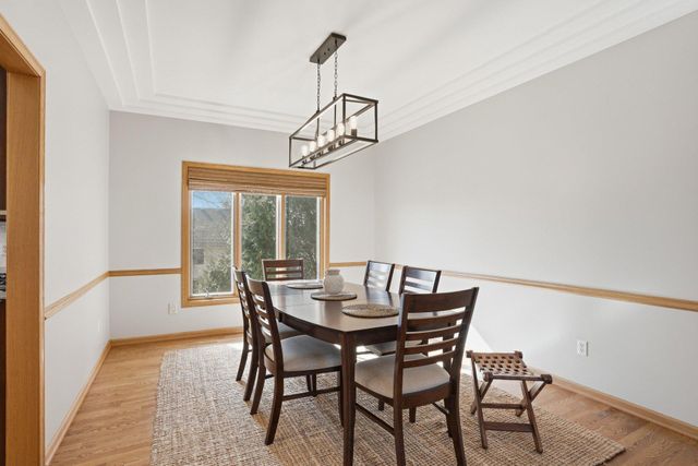 4230 Pineview Lane N, Plymouth, MN 55442