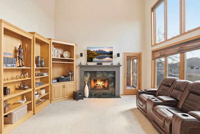 4230 Pineview Lane N, Plymouth, MN 55442