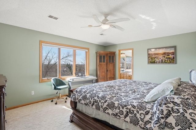 4230 Pineview Lane N, Plymouth, MN 55442