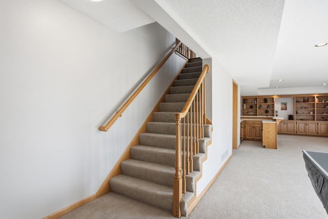 4230 Pineview Lane N, Plymouth, MN 55442