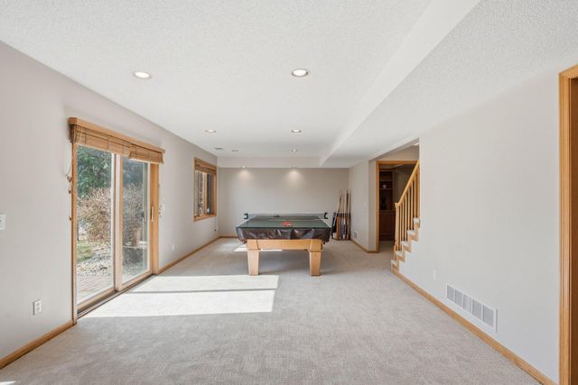 4230 Pineview Lane N, Plymouth, MN 55442