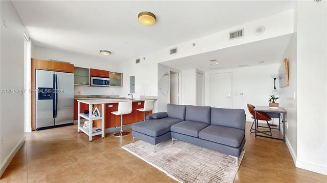 185 SW 7th St 2900, Miami, FL 33130