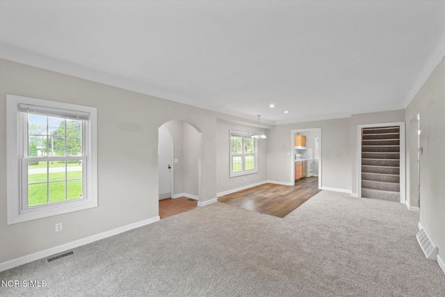 6939 Dorr Street, Toledo, OH 43615