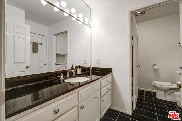 1355 N Sierra Bonita Avenue 411, West Hollywood, CA 90046