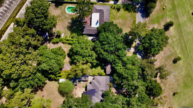 5279 Greenside Ln, Baton Rouge, LA 70806