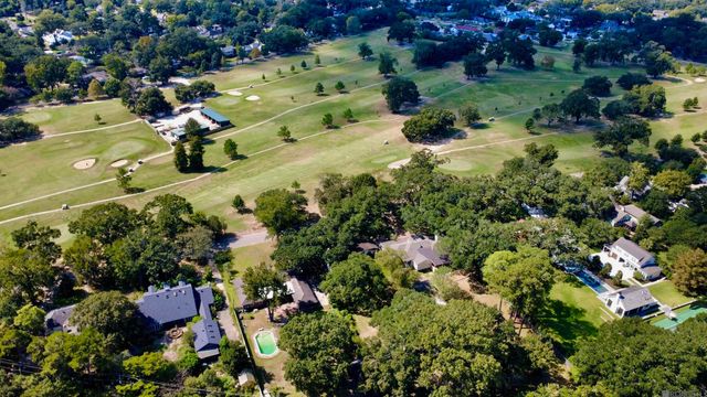5279 Greenside Ln, Baton Rouge, LA 70806