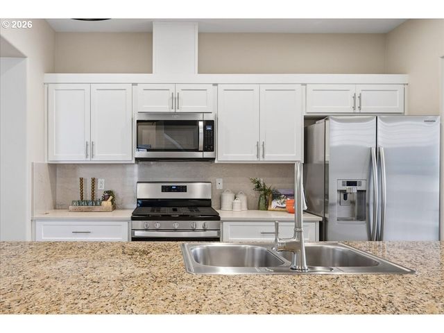 10529 Ne CEDAR FALLS Loop, Hillsboro, OR 97006