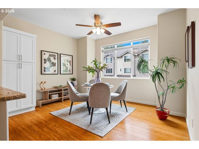 10529 Ne CEDAR FALLS Loop, Hillsboro, OR 97006