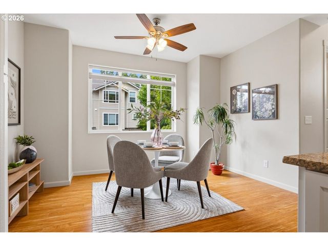 10529 Ne CEDAR FALLS Loop, Hillsboro, OR 97006