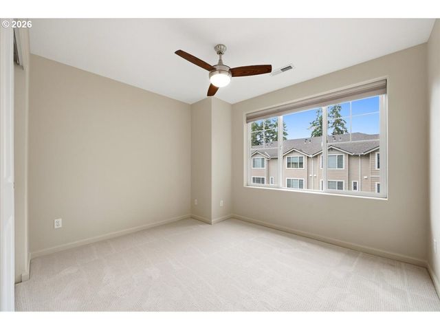 10529 Ne CEDAR FALLS Loop, Hillsboro, OR 97006