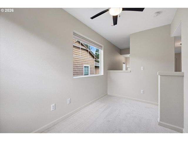 10529 Ne CEDAR FALLS Loop, Hillsboro, OR 97006