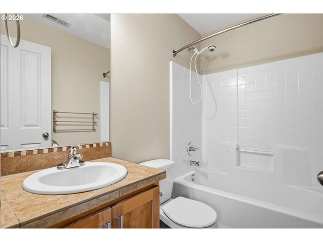 10529 Ne CEDAR FALLS Loop, Hillsboro, OR 97006