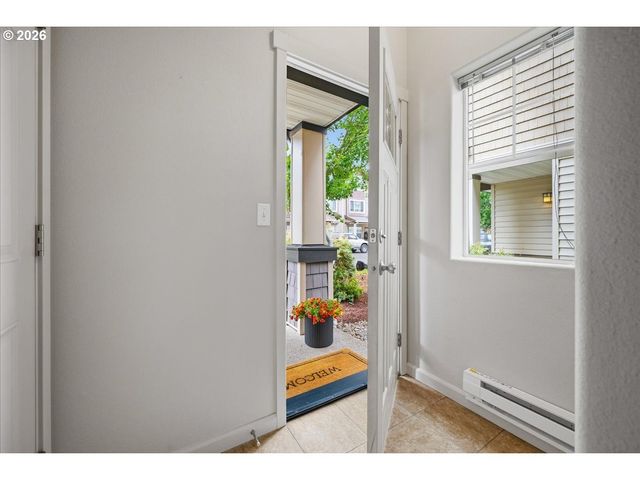 10529 Ne CEDAR FALLS Loop, Hillsboro, OR 97006