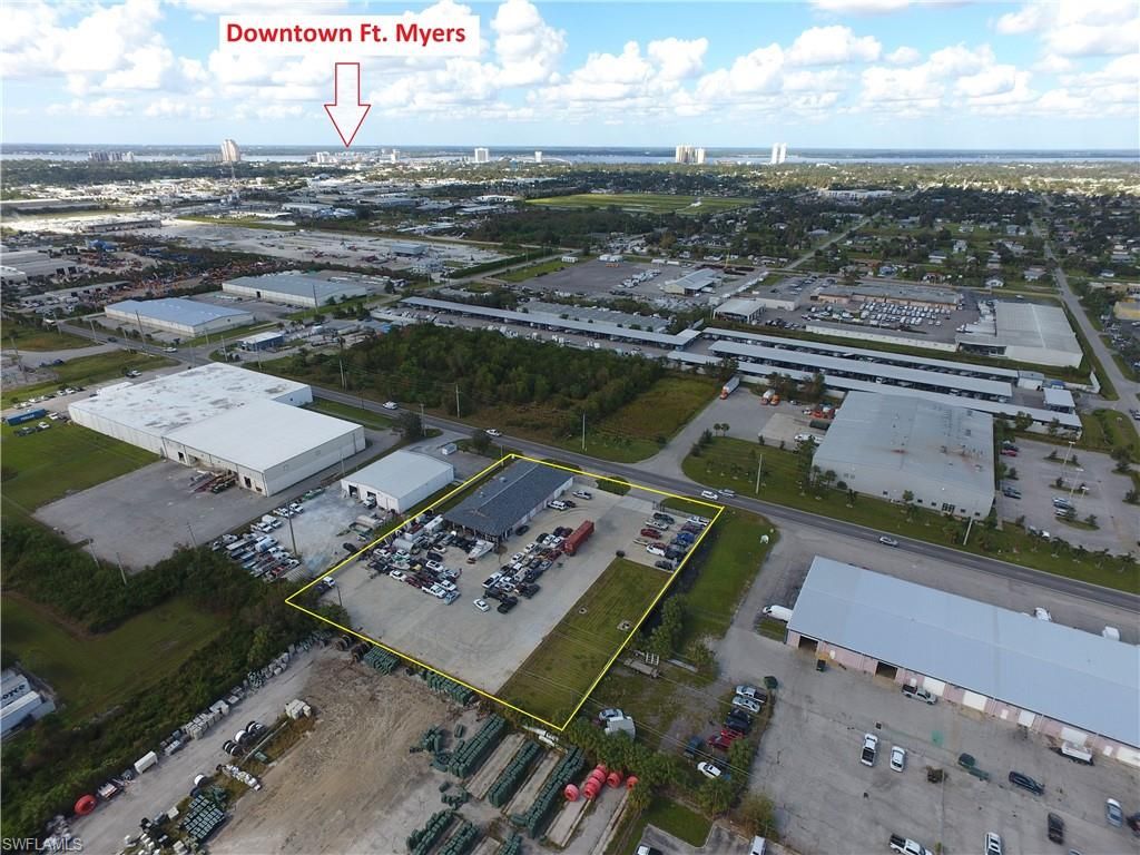 3310 Hanson ST, FORT MYERS, FL 33916 — photo 4