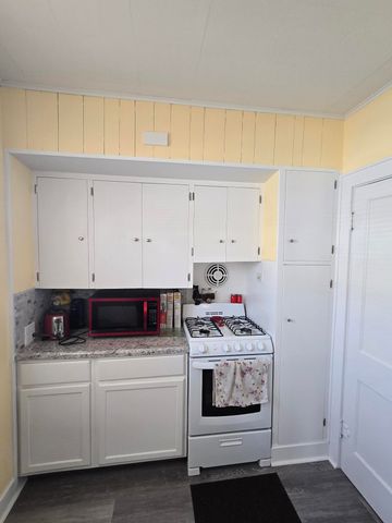 323 S Maurice Avenue, Summit Twp, MI 49203