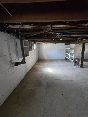 323 S Maurice Avenue, Summit Twp, MI 49203