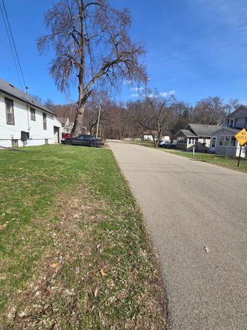 323 S Maurice Avenue, Summit Twp, MI 49203