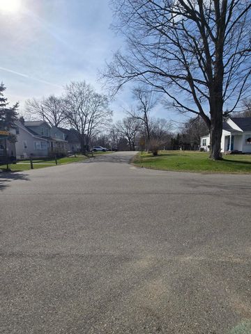 323 S Maurice Avenue, Summit Twp, MI 49203