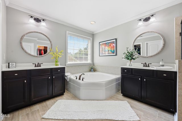 1637 Salem Village Drive, Apex, NC 27502