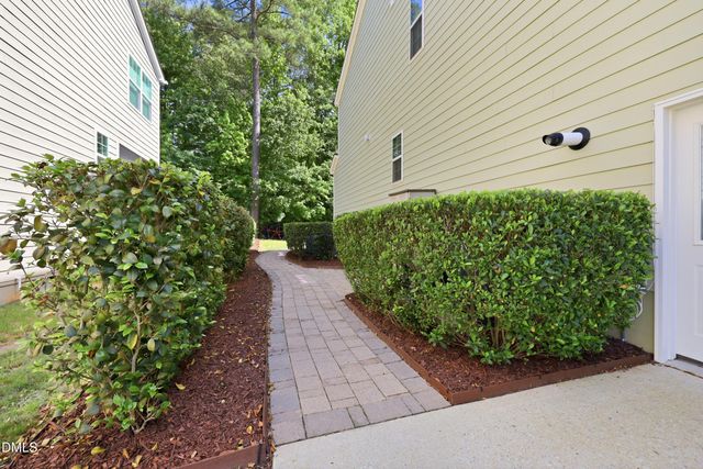 1637 Salem Village Drive, Apex, NC 27502