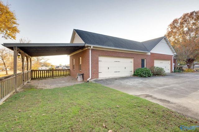 14866 Capstone Lane, Athens, AL 35613