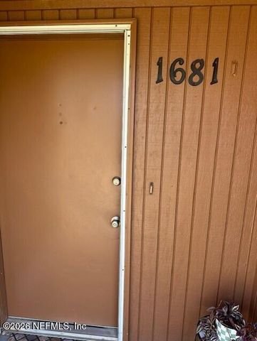 1681 DOGWOOD Circle, Middleburg, FL 32068